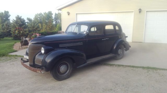 1939 Black Chevrolet Master 85