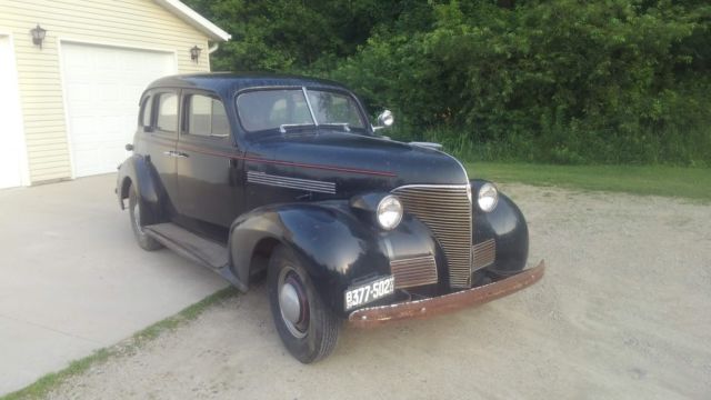 1939 Black Chevrolet Master 85