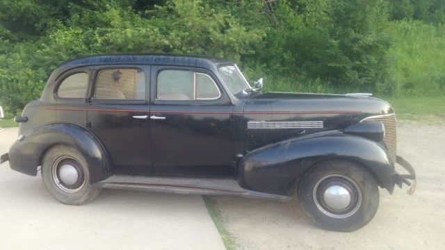 1939 Black Chevrolet Master 85