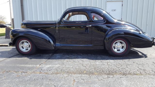 1939 Black Chrysler New Yorker Coupe