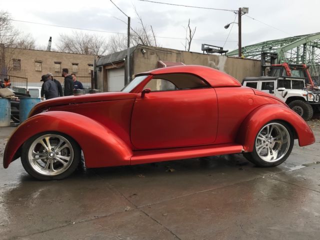 1939 Orange Ford 2-Door   3window Convertible
