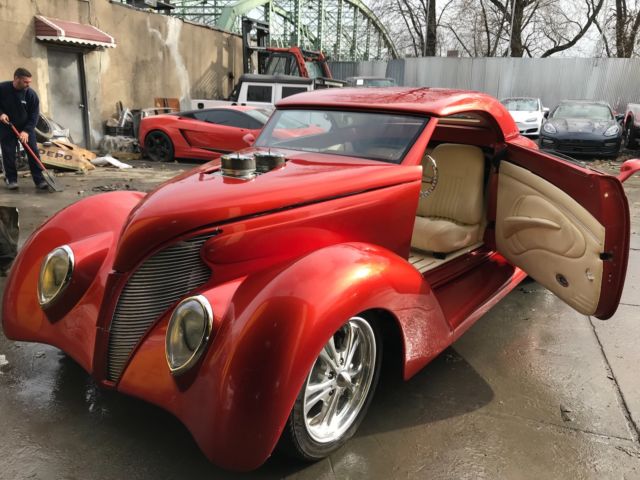 1939 Orange Ford 2-Door   3window Convertible
