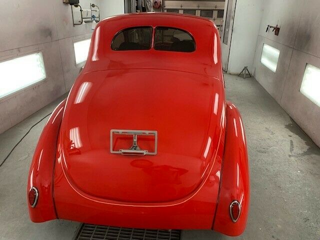 1939 Ford Deluxe Coupe