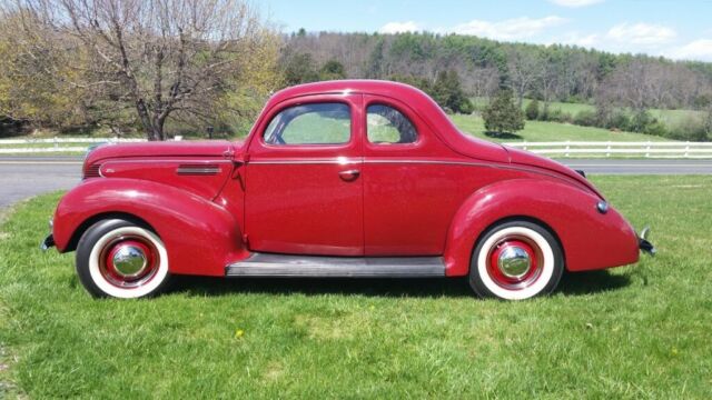 1939 Ford COUPE