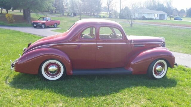 1939 Ford COUPE