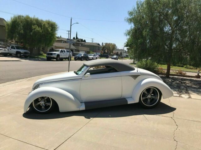1939 PEARL WHITE Ford COUPE ROADSTER CONVERTIBLE COUPE ROADSTER CONVERTIBLE