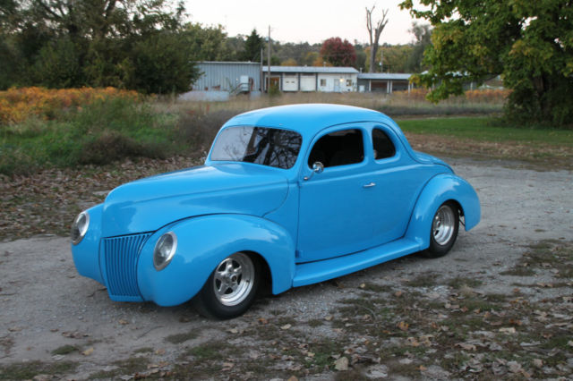 1939 Petty Blue Ford Deluxe All Steel