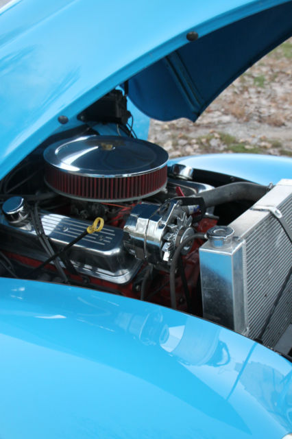 1939 Petty Blue Ford Deluxe All Steel