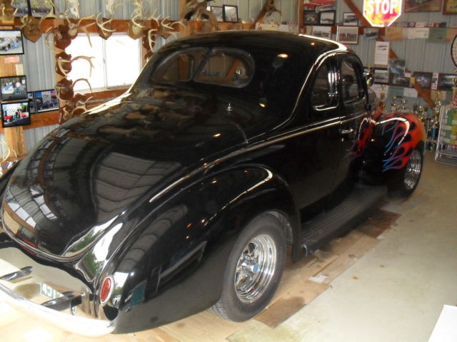 1939 Black Ford  Coupe Coupe