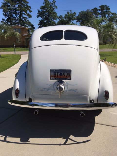 1939 white Ford Other