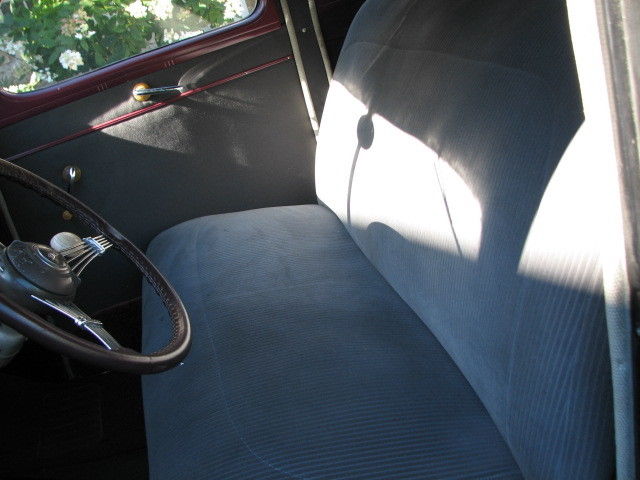 1939 Plum Ford SUPER DELUXE Sedan