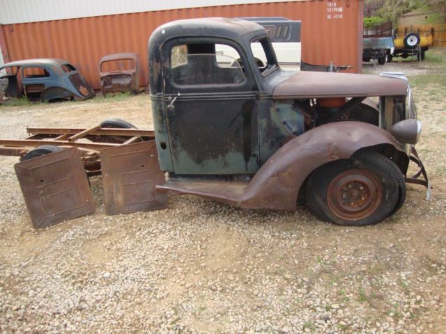1939 Black Ford Other Cab & Chassis