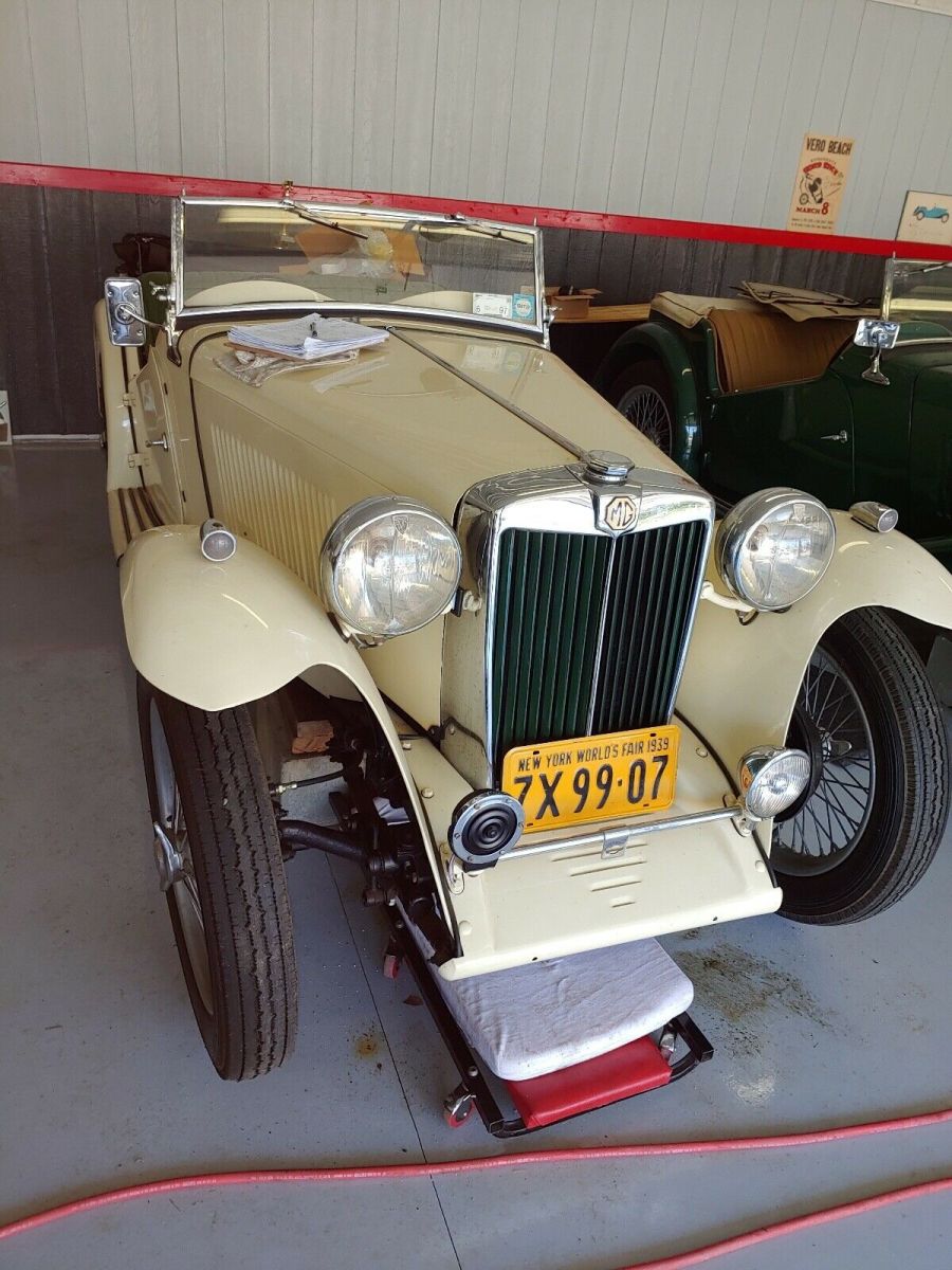 1939 Yellow MG TB