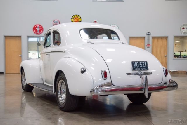 1940 White Oldsmobile Other Coupe