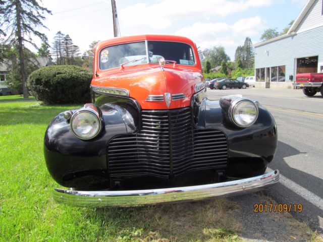 1940 Tangello orange/ metalic black Chevrolet coupe special De lux Coupe