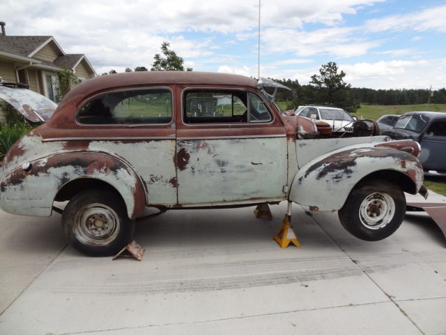 1940 Chevrolet town sedan