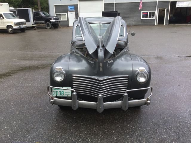 1940 Gray Chrysler Windsor Sedan