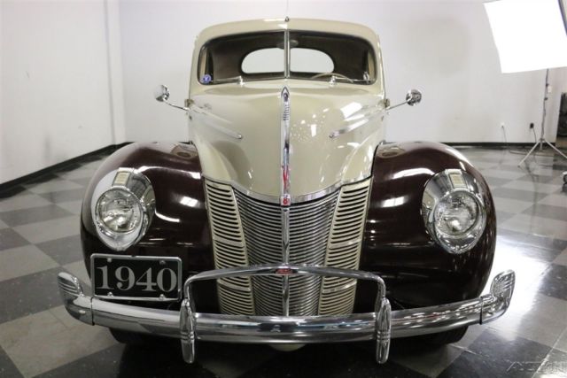 1940 Tan Ford Deluxe