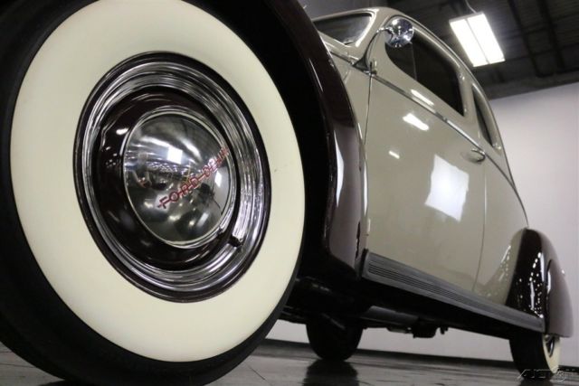 1940 Tan Ford Deluxe