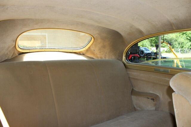 1940 Burgundy Dodge D-14 Sedan Sedan