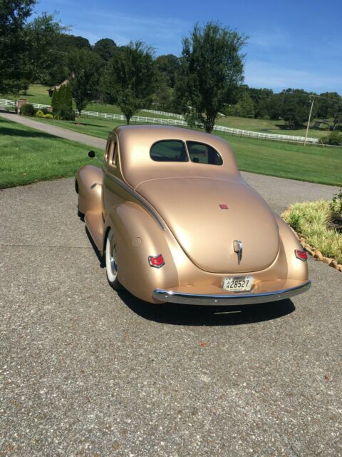1940 Ford Deluxe Coupe