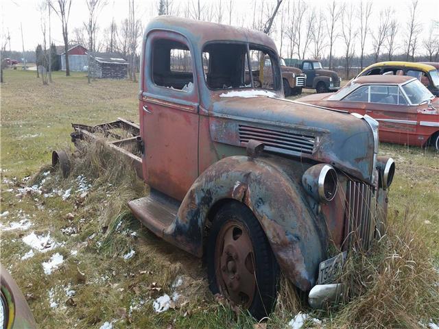 1940 Blue Ford 1 1/2 Ton Truck --