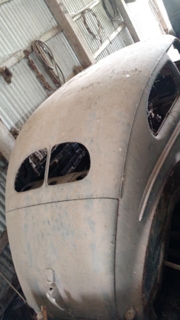 1940 Black Ford Standard 1 door