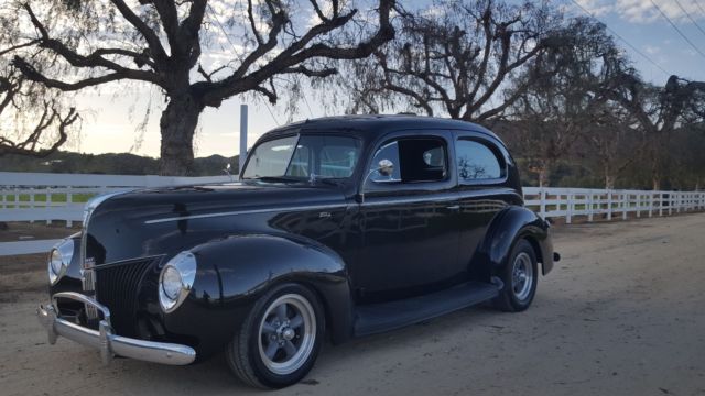 1940 Black Ford Standard 1 door