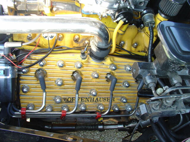 1940 Black Ford Deluxe 2 DR.Sedan