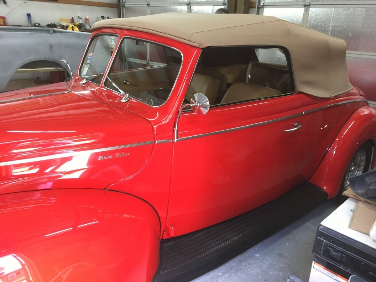 1940 Red Ford convertible Convertible