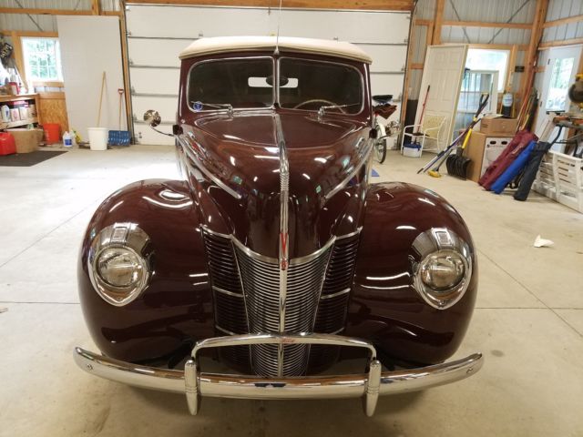 1940 Ford maroon Ford Deluxe Convertible