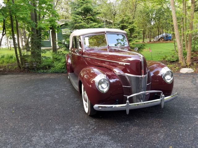 1940 Ford maroon Ford Deluxe Convertible