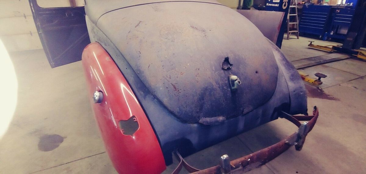 1940 Ford Standard Coupe