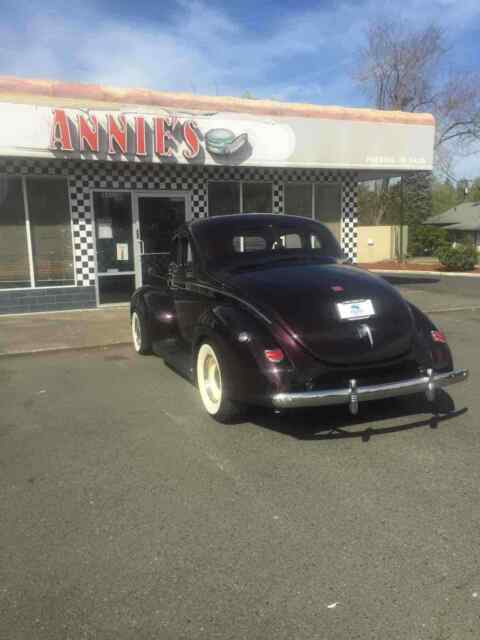 1940 Black Ford Coupe