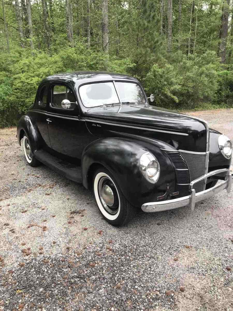 1940 Black Ford Coupe