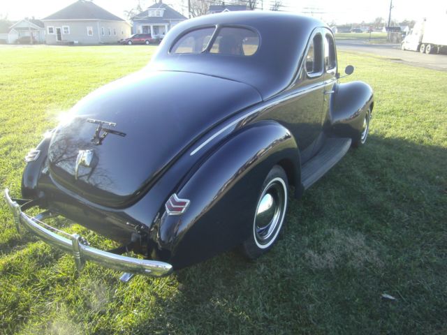 1940 Blue Ford Deluxe Coupe