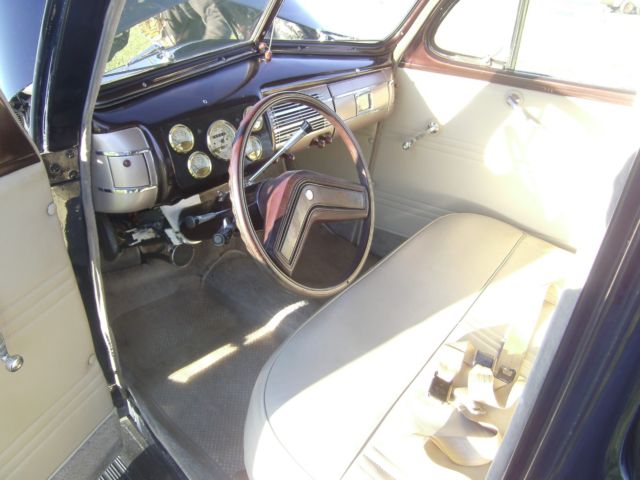 1940 Blue Ford Deluxe Coupe