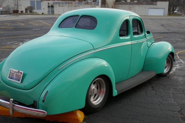 1940 Green Ford Coupe 2 Door