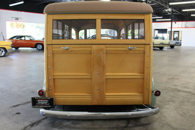 1940 -- Ford Deluxe Station Wagon
