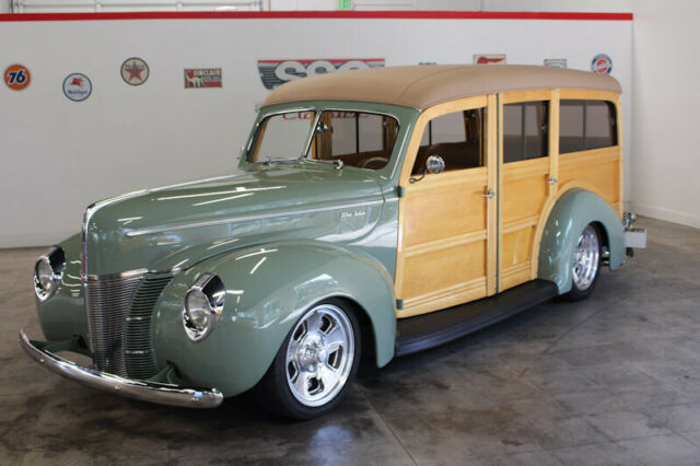 1940 -- Ford Deluxe Station Wagon
