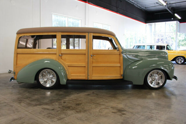 1940 -- Ford Deluxe Station Wagon