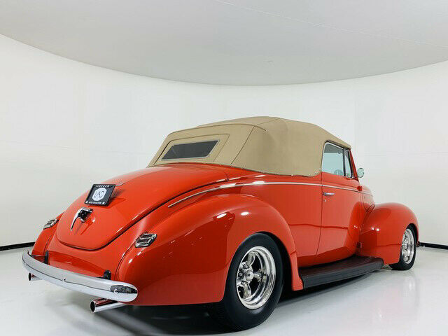 1940 Red Ford Deluxe Conv