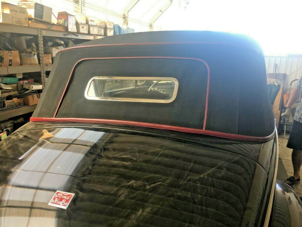 1940 Black Ford Deluxe Convertible