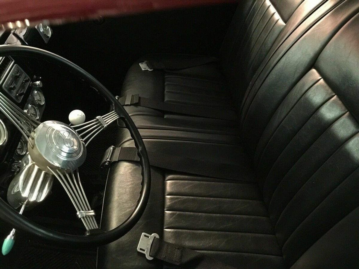 1940 Ford Deluxe Coupe