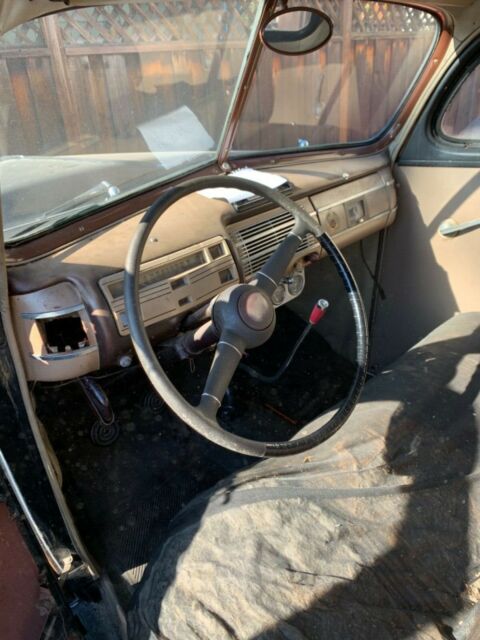1940 Ford Deluxe Coupe