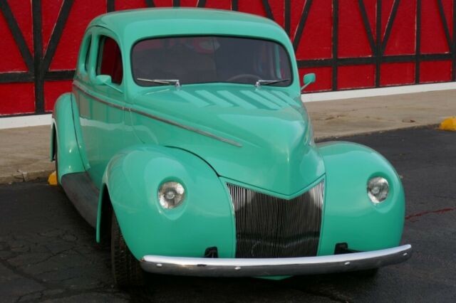 1940 Green Ford Hot Rod / Street Rod 2 Door