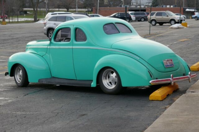 1940 Green Ford Hot Rod / Street Rod 2 Door
