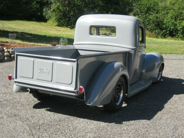 1940 gray Ford pick up Standard Cab Pickup