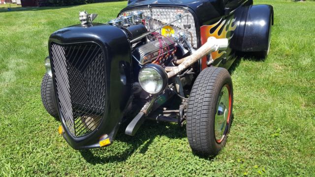 1940 Black Ford Hot / Rat Coupe