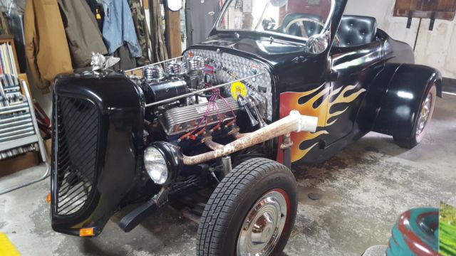 1940 Black Ford Hot / Rat Coupe